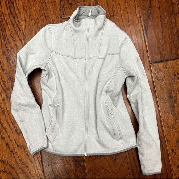 Arc'teryx Women's Gray Jacket - Picture 1 of 6